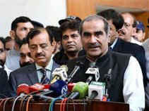 Army chief supported the democratic system on dengue injury, Saad Rafique
