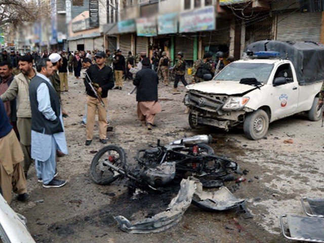 Chaman Mein Dhamaka.... Breaking News... Read In Urdu