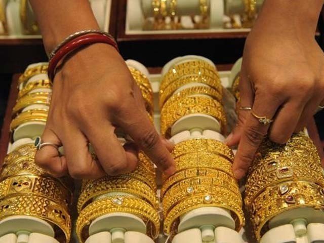 Declining gold prices in the global market and a sharp rise in Pakistan