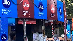 In Graphics: Reliance jio has launched two new offer on this Christmas and new year ,know