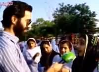 Listen the questions of Reporter asking from College Girls