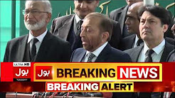 MQM-P chief Dr Farooq Sattar talks to media over 22 August episode