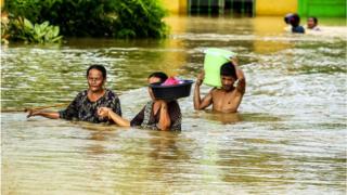 Philippines: The destruction of 'Storm' Tomb, more than 180 deaths, dozens of missing
