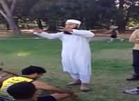 Saeed Anwar Giving Islamic Lecture To Pakistan Team. Really Appreciating