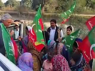 Today JKT was stopped by a Group of Women in Lodhran - an Interesting Video to Watch