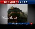 Train driver stops train near Gujranwala for 'Nan-Chana' - VIDEO